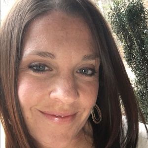 Meet your Posher, Farrah